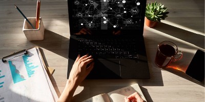 速达软件：进销存具体是指什么